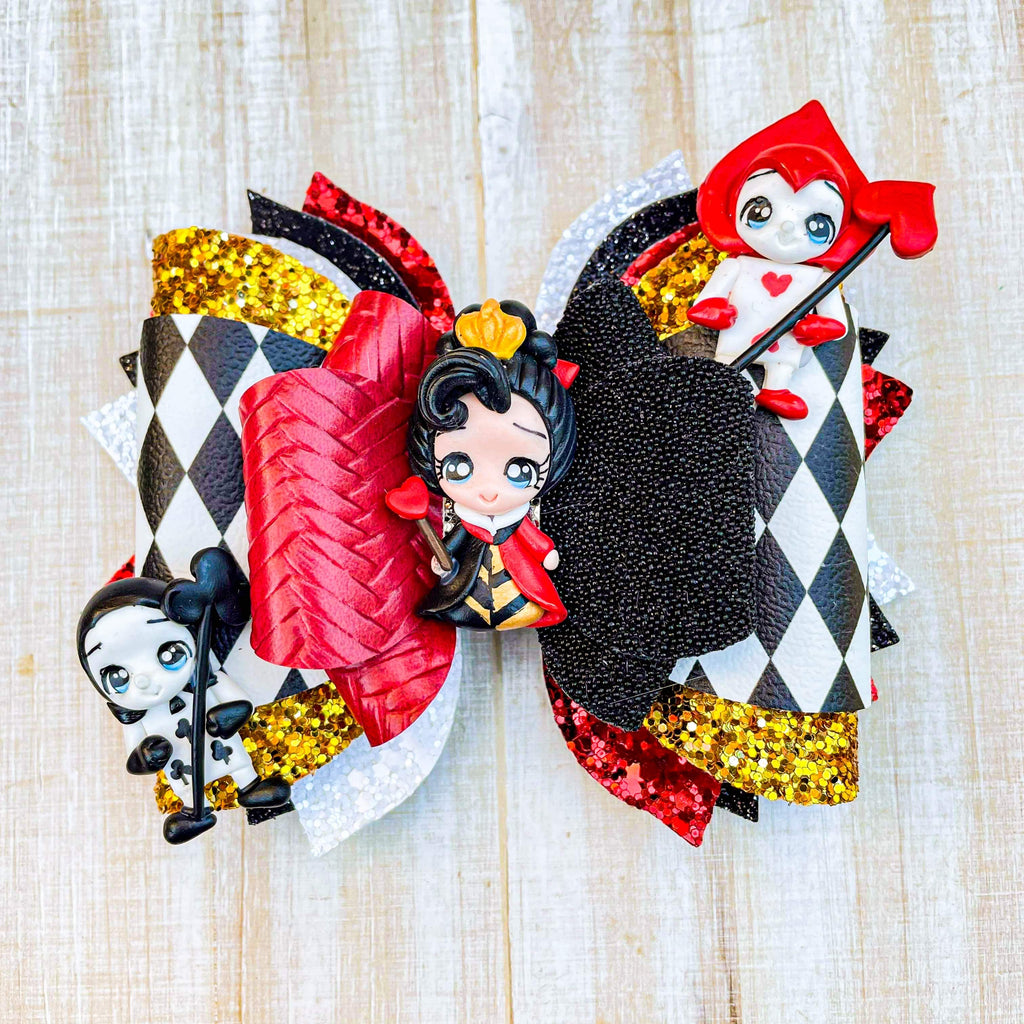 Queen of Hearts 5 inch clay bow