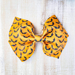 It’s Batty cute! - 4.5 inch loop de lou - Halloween